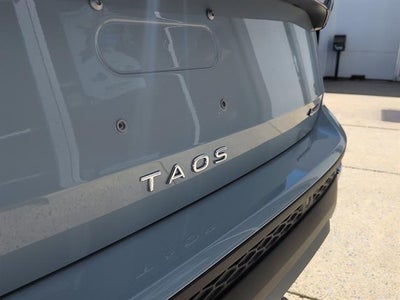 2026 Volkswagen Taos SE 4MOTION
