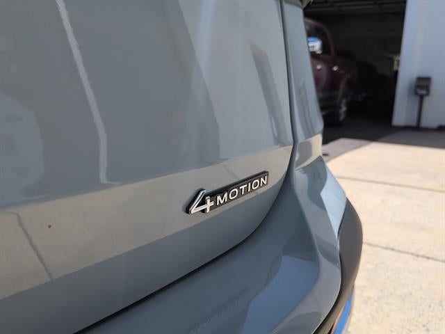 2026 Volkswagen Taos SE 4MOTION