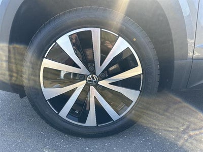 2022 Volkswagen Taos 1.5T SE 4Motion