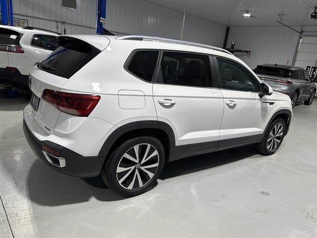 2022 Volkswagen Taos SE