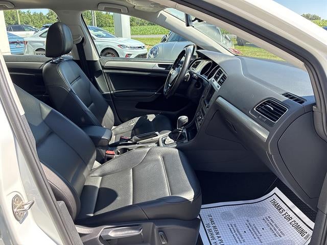 2017 Volkswagen Golf 1.8T 4-Door Wolfsburg Edition Auto