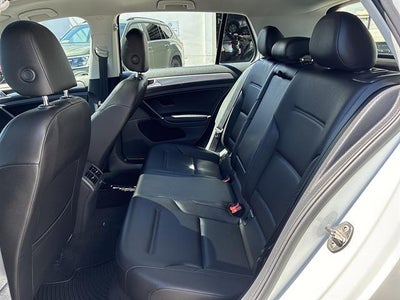 2017 Volkswagen Golf 1.8T 4-Door Wolfsburg Edition Auto