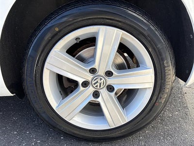 2017 Volkswagen Golf 1.8T 4-Door Wolfsburg Edition Auto