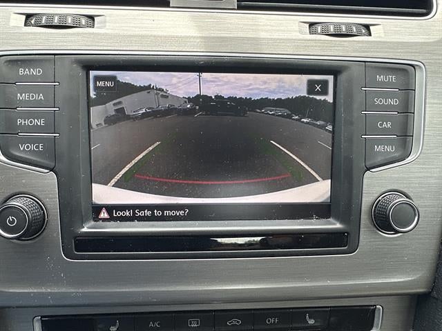 2017 Volkswagen Golf 1.8T 4-Door Wolfsburg Edition Auto