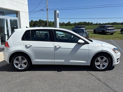 2017 Volkswagen Golf 1.8T 4-Door Wolfsburg Edition Auto