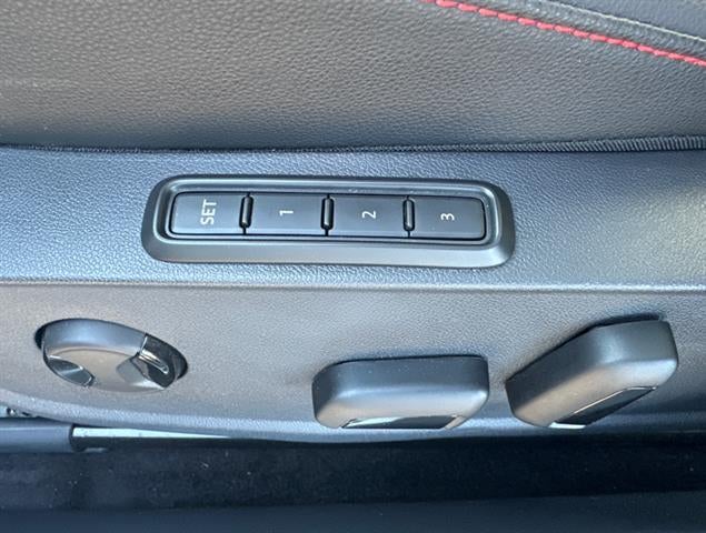 2025 Volkswagen Jetta GLI Autobahn