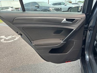2018 Volkswagen Golf GTI 2.0T SE DSG