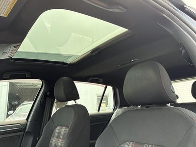 2018 Volkswagen Golf GTI 2.0T SE DSG