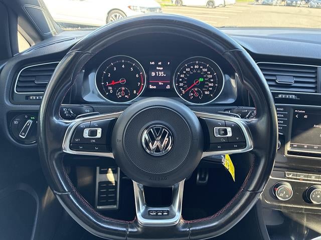 2017 Volkswagen Golf GTI 2.0T 4-Door S DSG