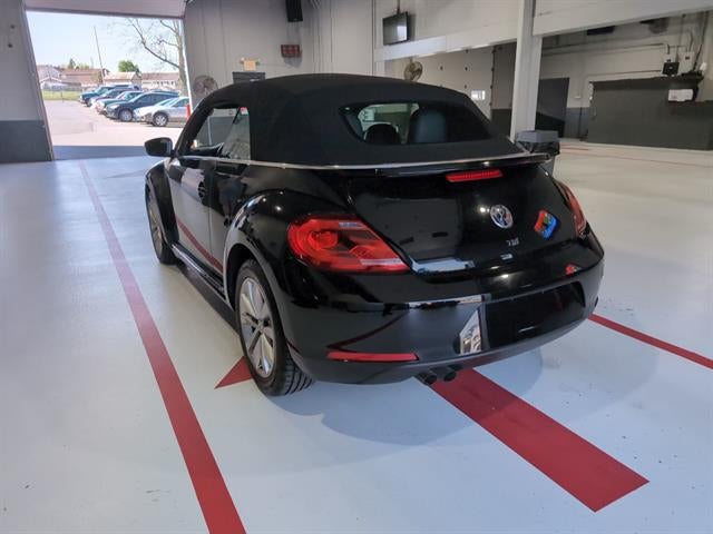 2015 Volkswagen Beetle Convertible 2dr DSG 2.0L TDI w/Sound/Nav
