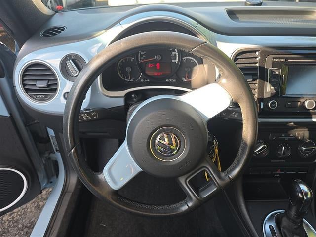 2013 Volkswagen Beetle Convertible 2dr Auto 2.5L PZEV