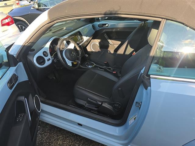 2013 Volkswagen Beetle Convertible 2dr Auto 2.5L PZEV