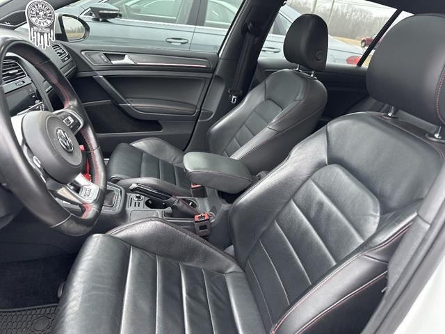 2019 Volkswagen Golf GTI SE