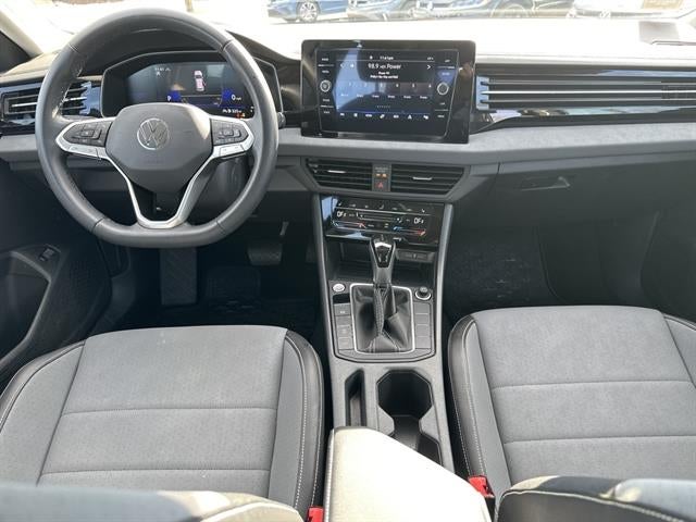 2025 Volkswagen Jetta SE