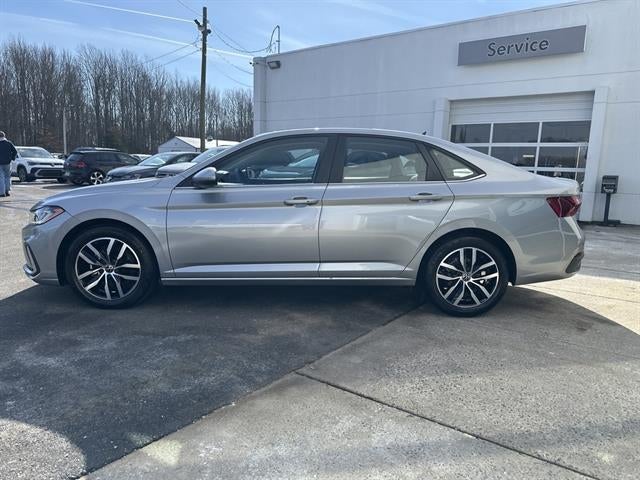 2025 Volkswagen Jetta SE