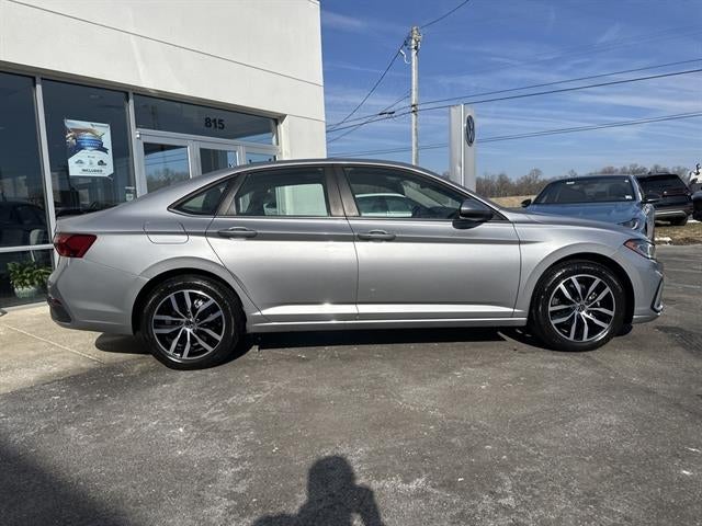 2025 Volkswagen Jetta SE