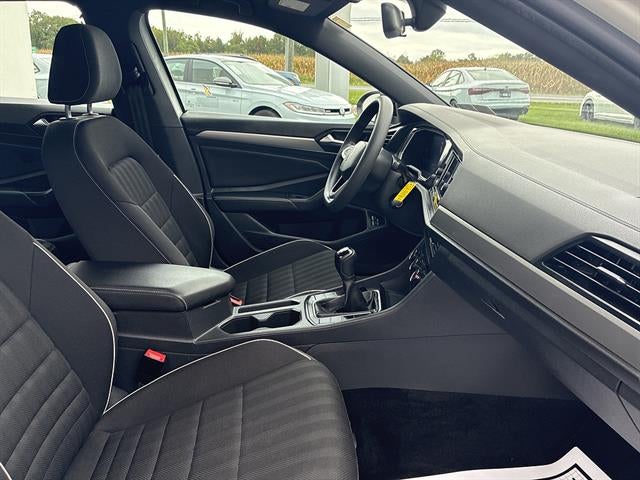 2023 Volkswagen Jetta Sport Manual