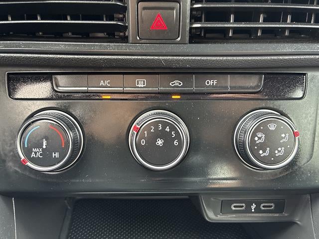 2023 Volkswagen Jetta Sport Manual
