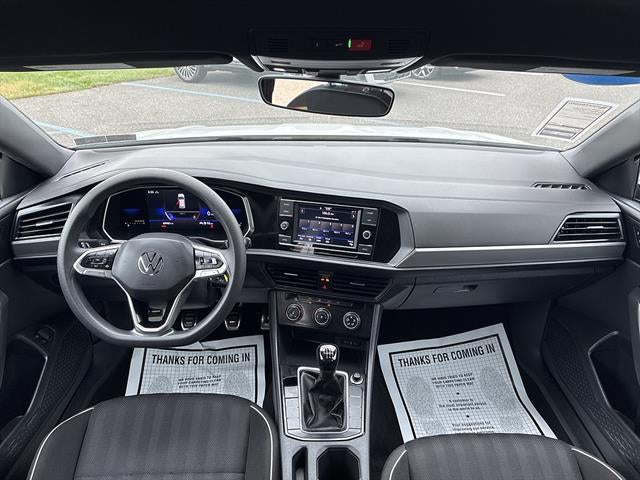 2023 Volkswagen Jetta Sport Manual