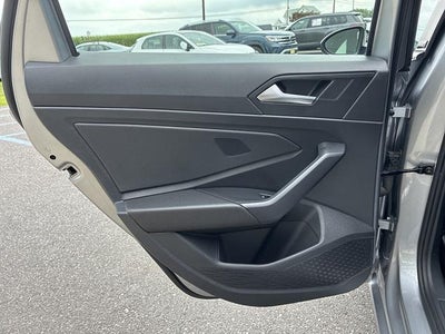 2025 Volkswagen Jetta Sport Auto
