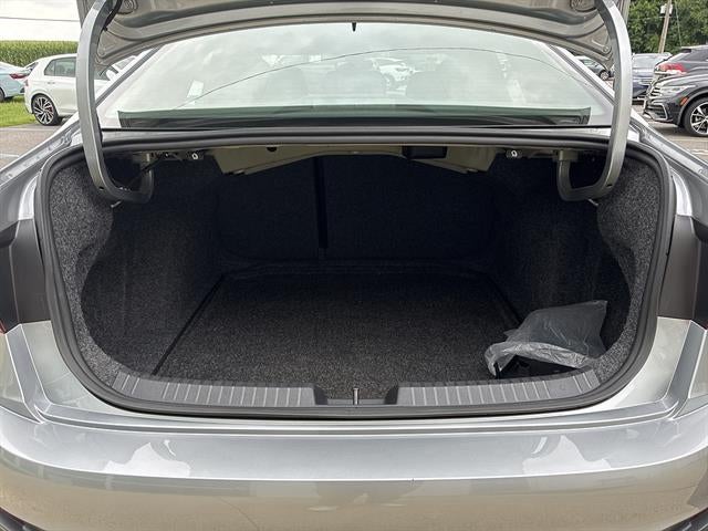 2025 Volkswagen Jetta Sport Auto