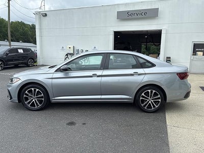 2025 Volkswagen Jetta Sport Auto