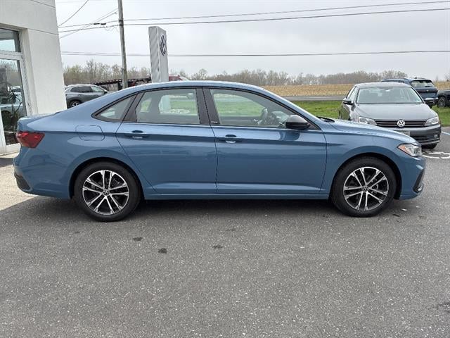 2025 Volkswagen Jetta Sport Auto