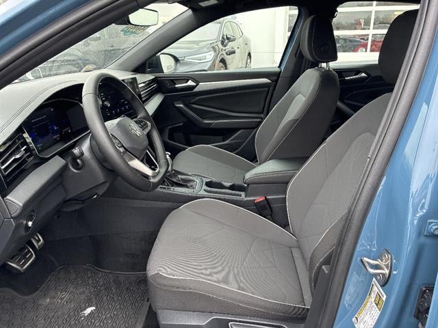 2025 Volkswagen Jetta Sport Auto