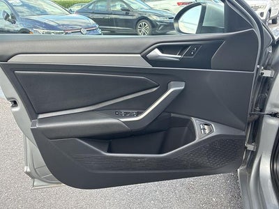 2020 Volkswagen Jetta SE Auto w/SULEV