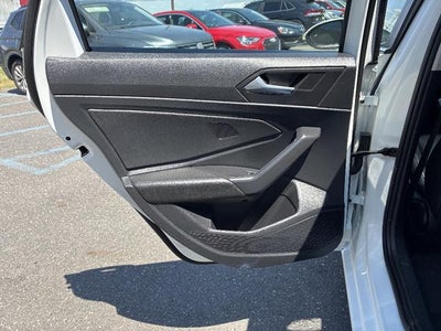 2019 Volkswagen Jetta SE Auto w/ULEV