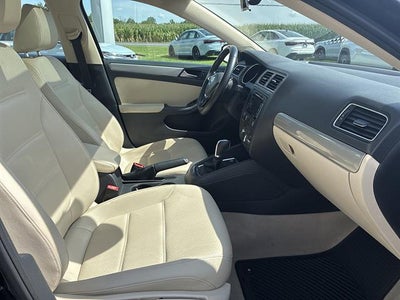 2015 Volkswagen Jetta 4dr Auto 1.8T SE