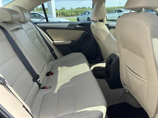 2015 Volkswagen Jetta 4dr Auto 1.8T SE