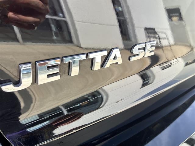 2015 Volkswagen Jetta 4dr Auto 1.8T SE