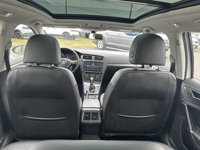 2018 Volkswagen Golf SportWagen SE