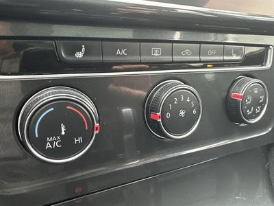 2018 Volkswagen Golf SportWagen SE