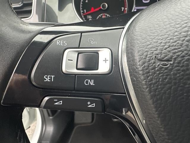 2018 Volkswagen Golf SportWagen SE