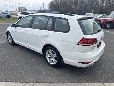 2018 Volkswagen Golf SportWagen SE