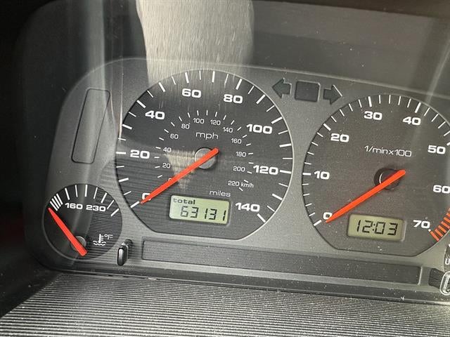 2001 Volkswagen Cabrio 2dr Conv GLX Auto