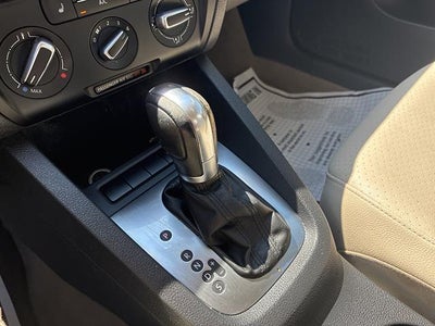 2013 Volkswagen Jetta 4dr Auto SE w/Convenience