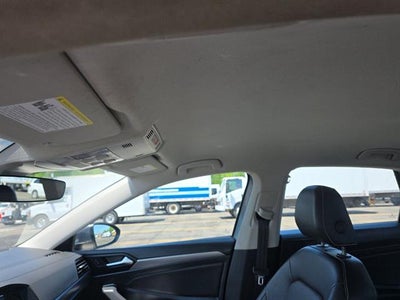 2024 Volkswagen Jetta SE Auto
