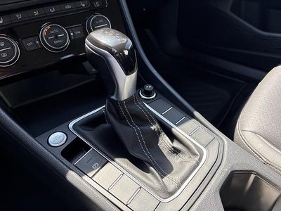 2024 Volkswagen Jetta SE Auto