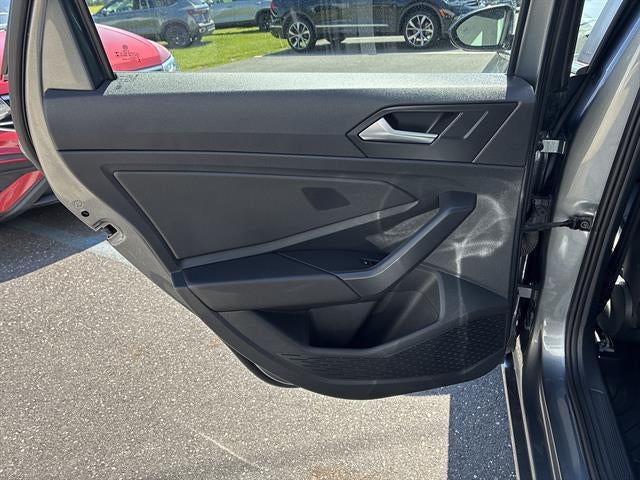 2024 Volkswagen Jetta SE Auto