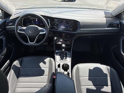 2024 Volkswagen Jetta SE Auto