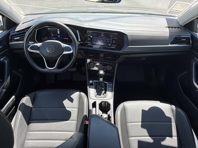 2024 Volkswagen Jetta SE Auto