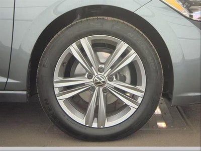 2024 Volkswagen Jetta SE Auto