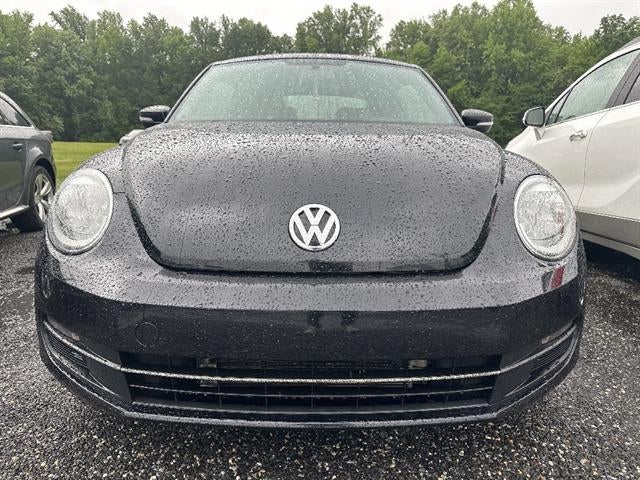 2016 Volkswagen Beetle 2dr Auto 1.8T Classic