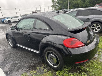 2016 Volkswagen Beetle 2dr Auto 1.8T Classic