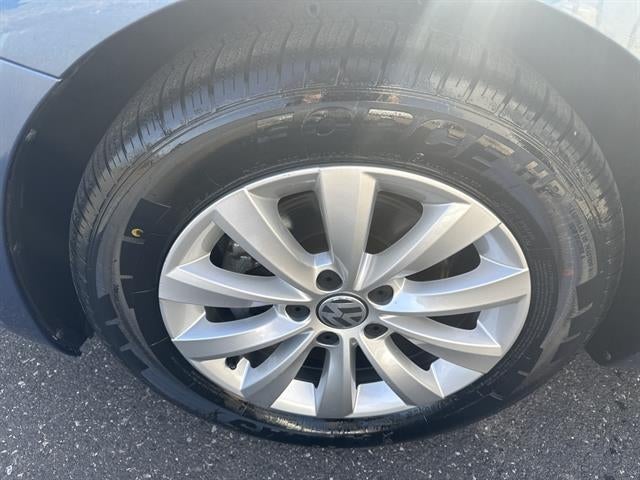 2019 Volkswagen Beetle S