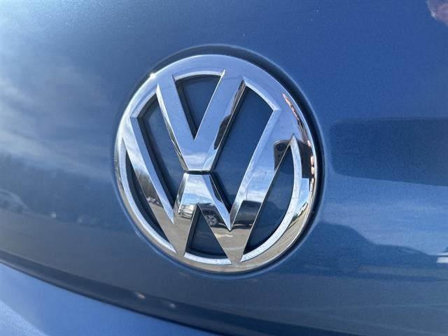 2019 Volkswagen Beetle S