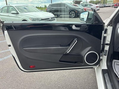 2014 Volkswagen Beetle 2dr DSG 2.0L TDI
